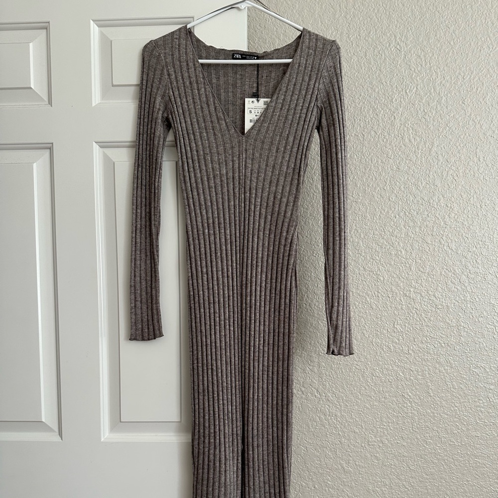 ❤️ NWT Zara knit bodycon maxi dress with middle slit